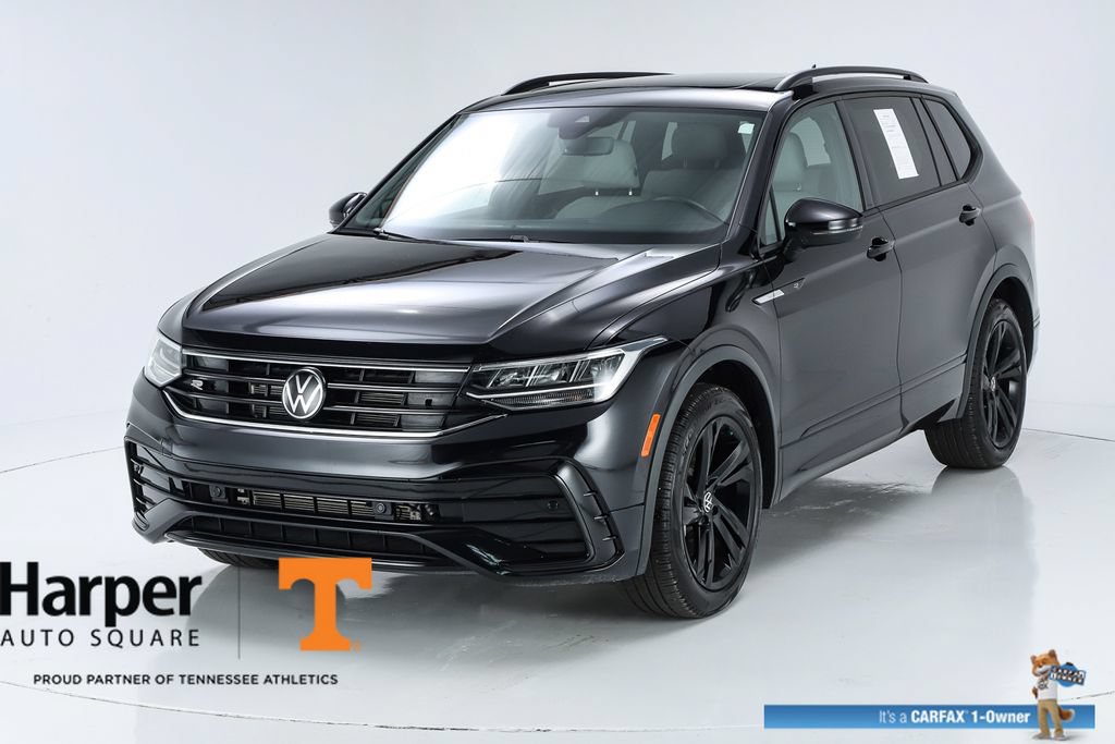 Used 2024 Volkswagen Tiguan SE R-Line FWD image 39