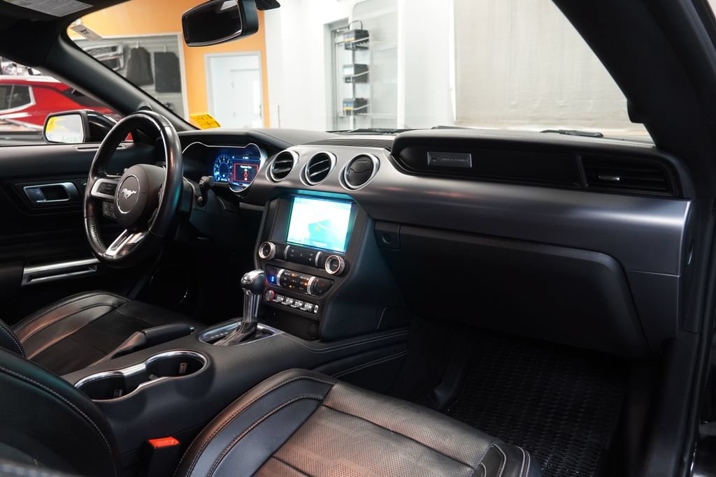 Used 2019 Ford Mustang Premium w/ Equipment Group 201A RWD image 31