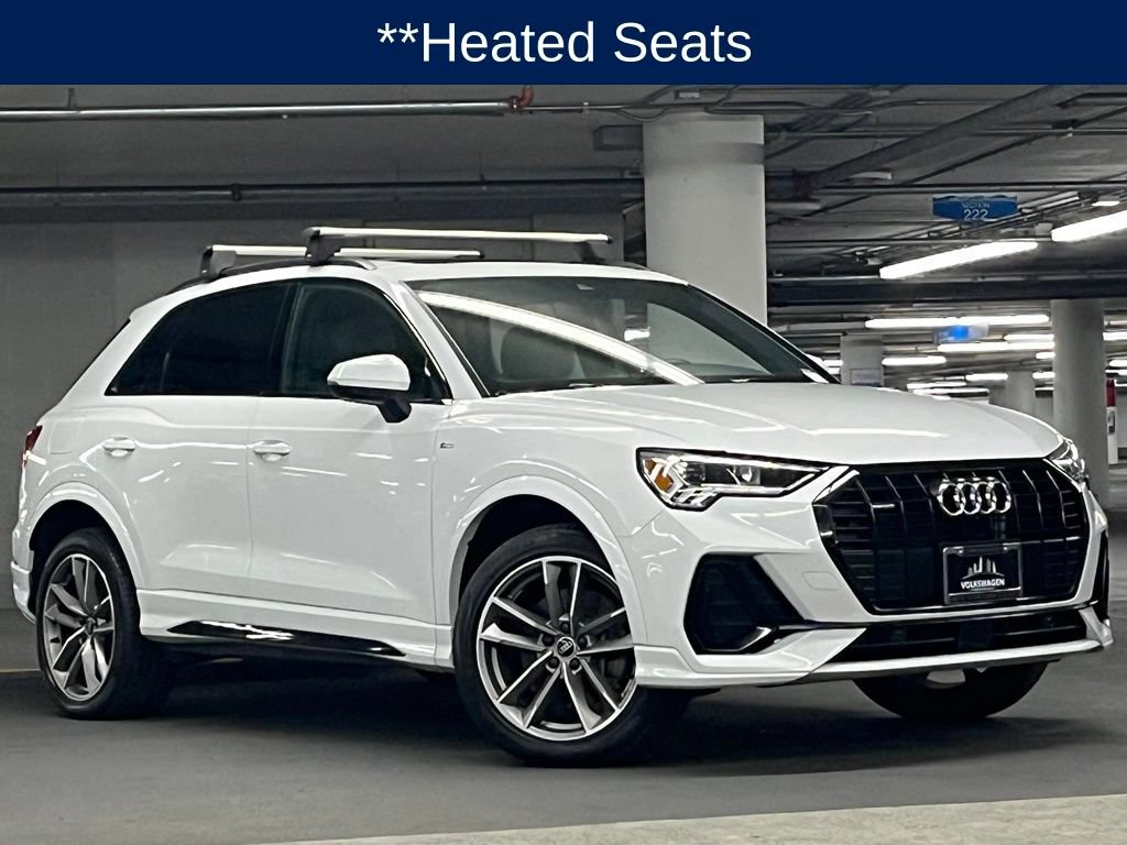 Used 2022 Audi Q3 2.0T Premium Plus w/ Premium Plus Package AWD/4WD image 3