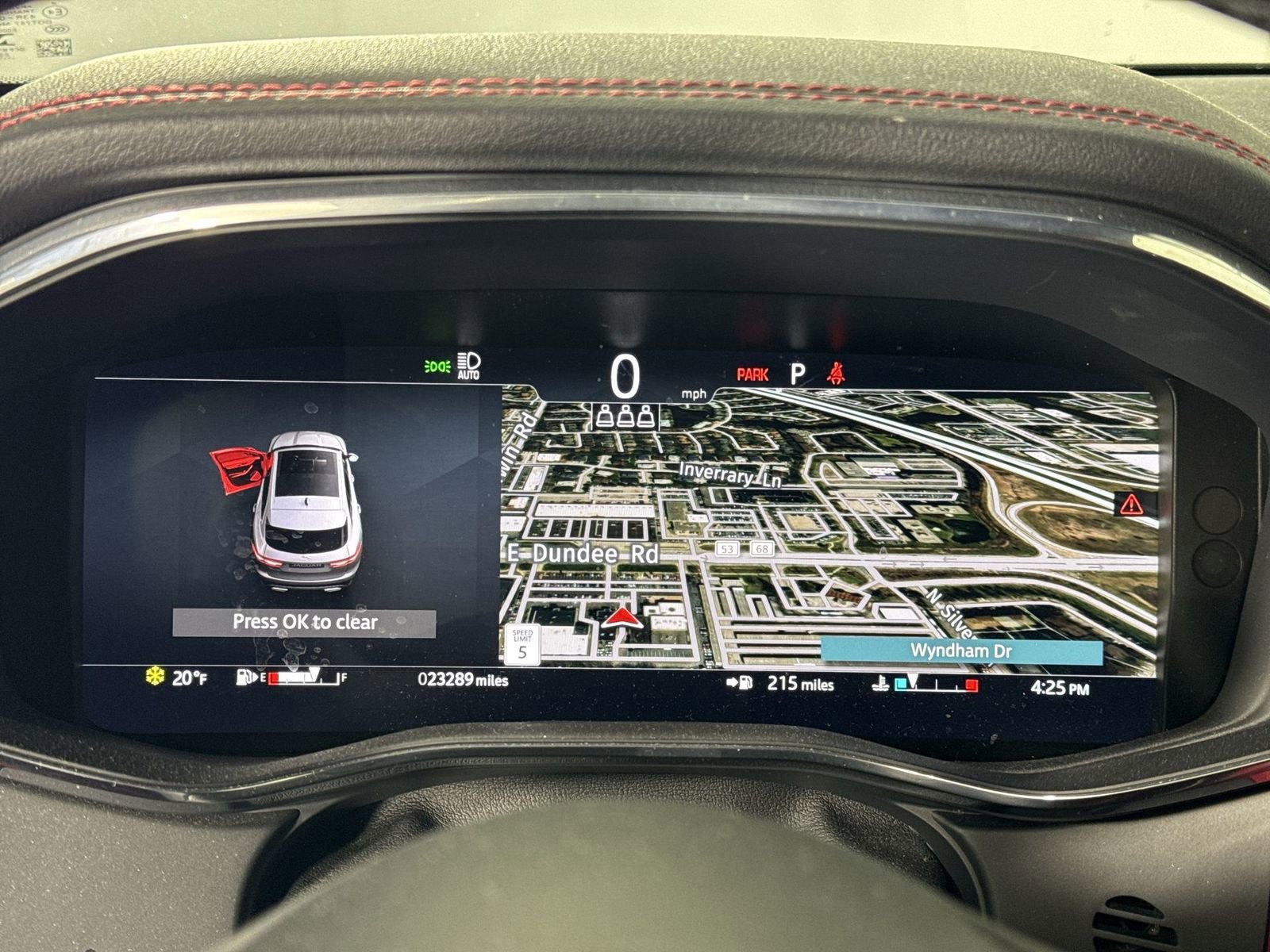 Used 2024 Jaguar F-PACE R-Dynamic S image 16