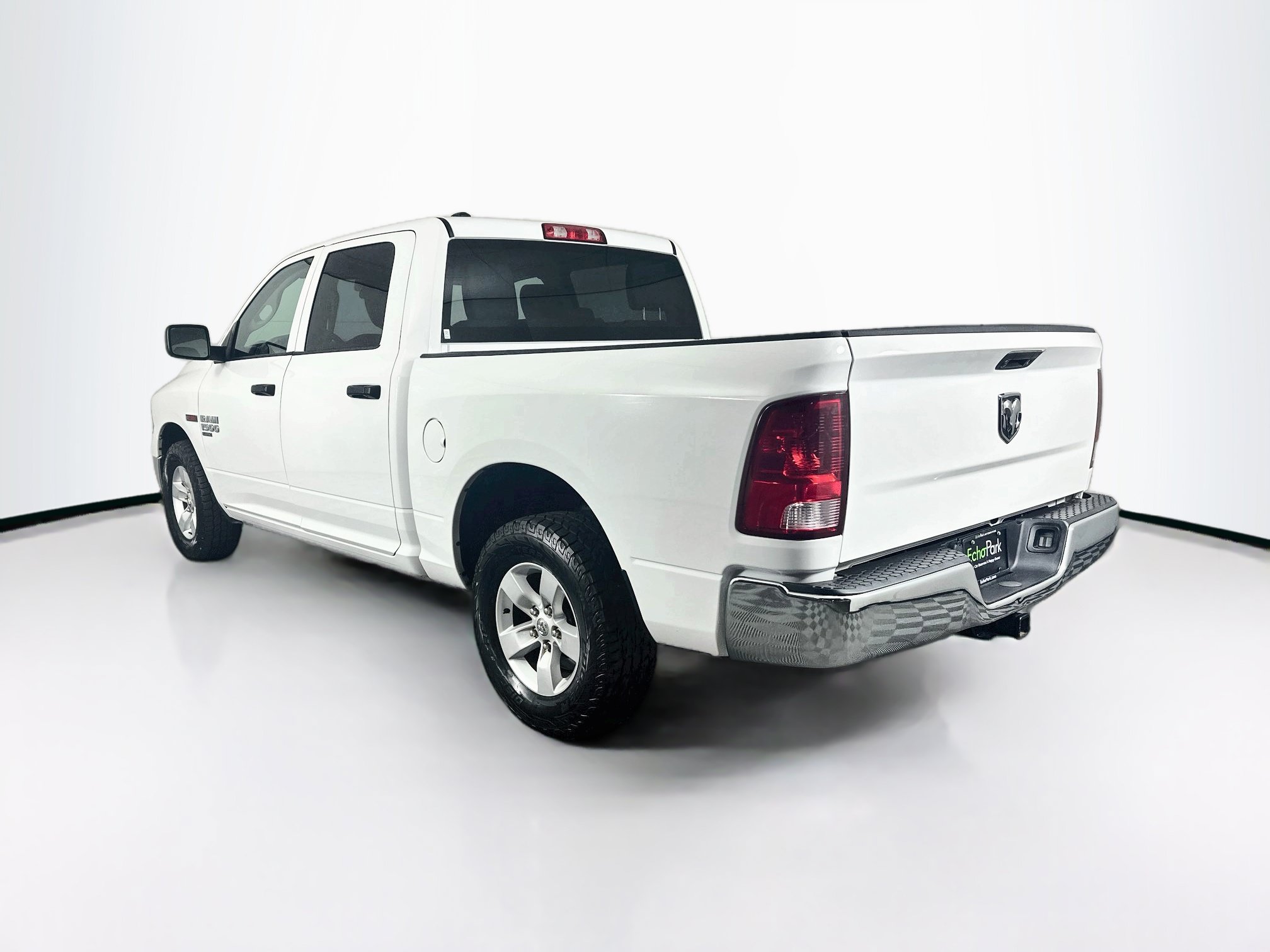 Used 2019 RAM 1500 Tradesman w/ Chrome Appearance Group RWD image 5