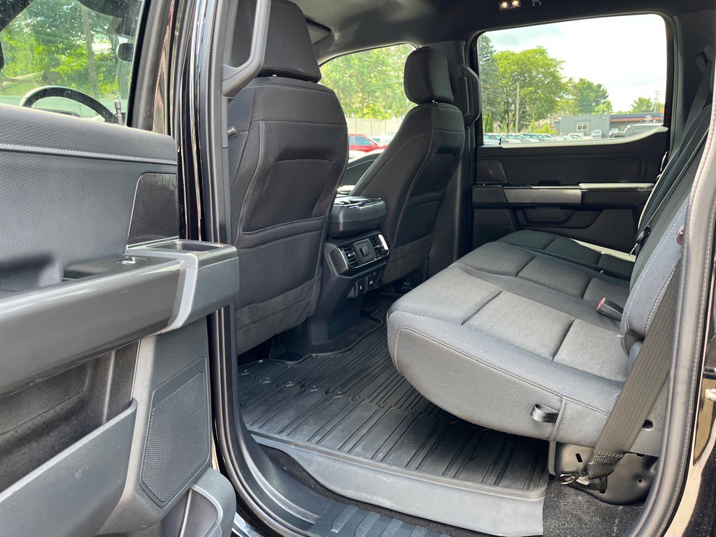 Used 2022 Ford F150 XLT w/ Equipment Group 302A High image 10