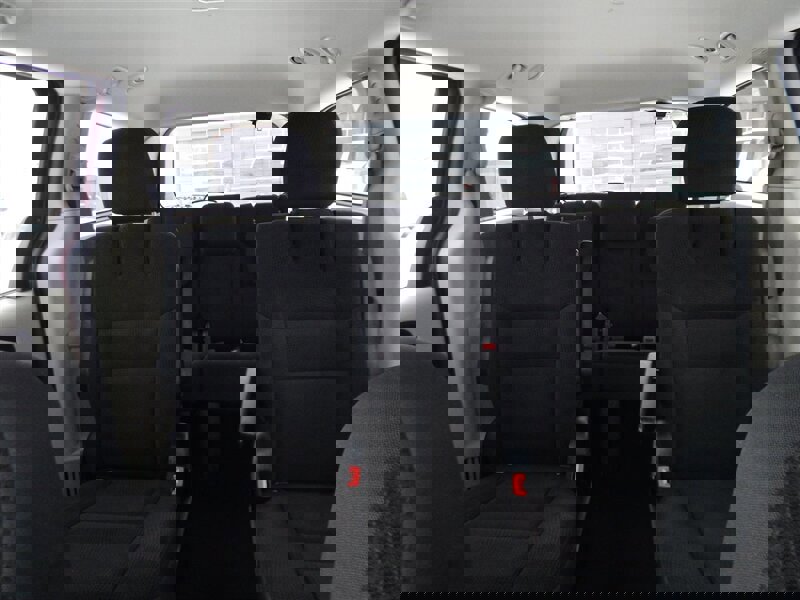 Used 2018 Dodge Grand Caravan SE w/ UConnect Hands-Free Group image 29