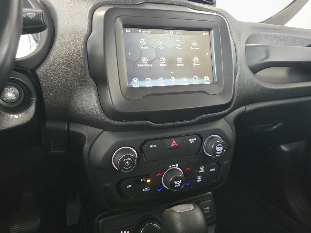 Used 2019 Jeep Renegade Latitude w/ Cold Weather Group AWD/4WD image 25