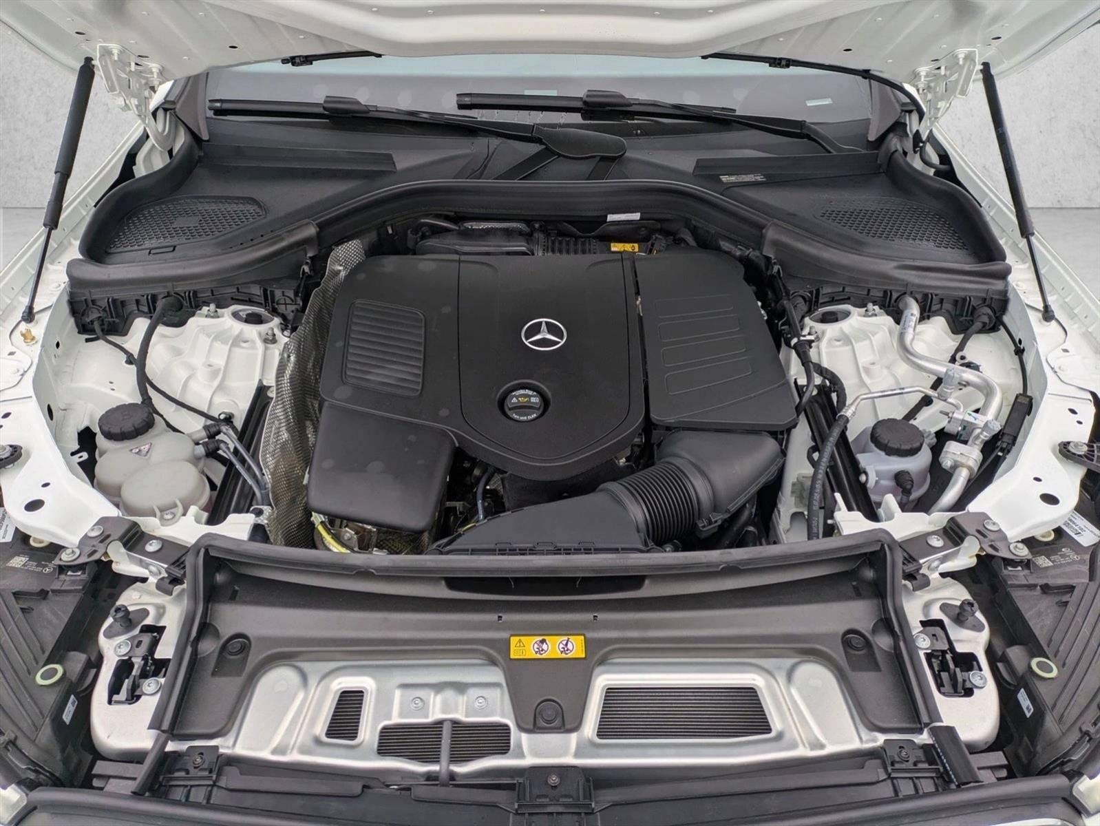 New 2026 Mercedes-Benz GLC 300 4MATIC image 23
