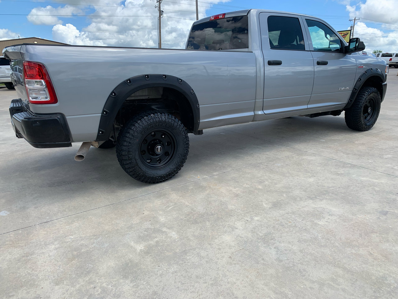 Used 2022 RAM 2500 Tradesman image 2