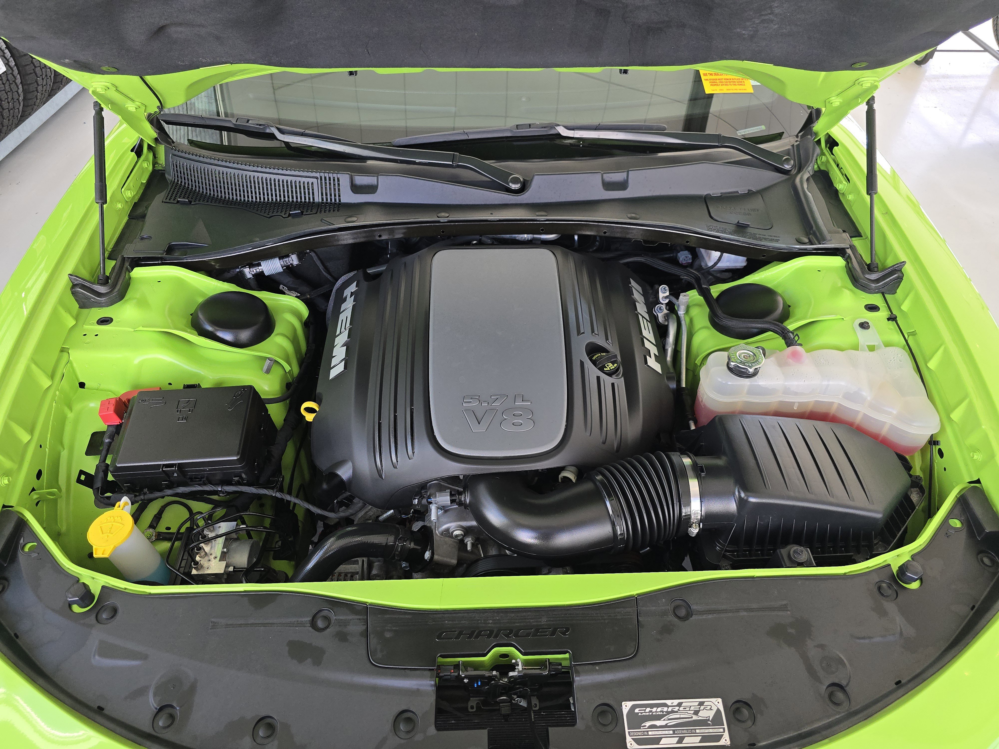 Used 2023 Dodge Charger R/T w/ Cold Weather Package image 31