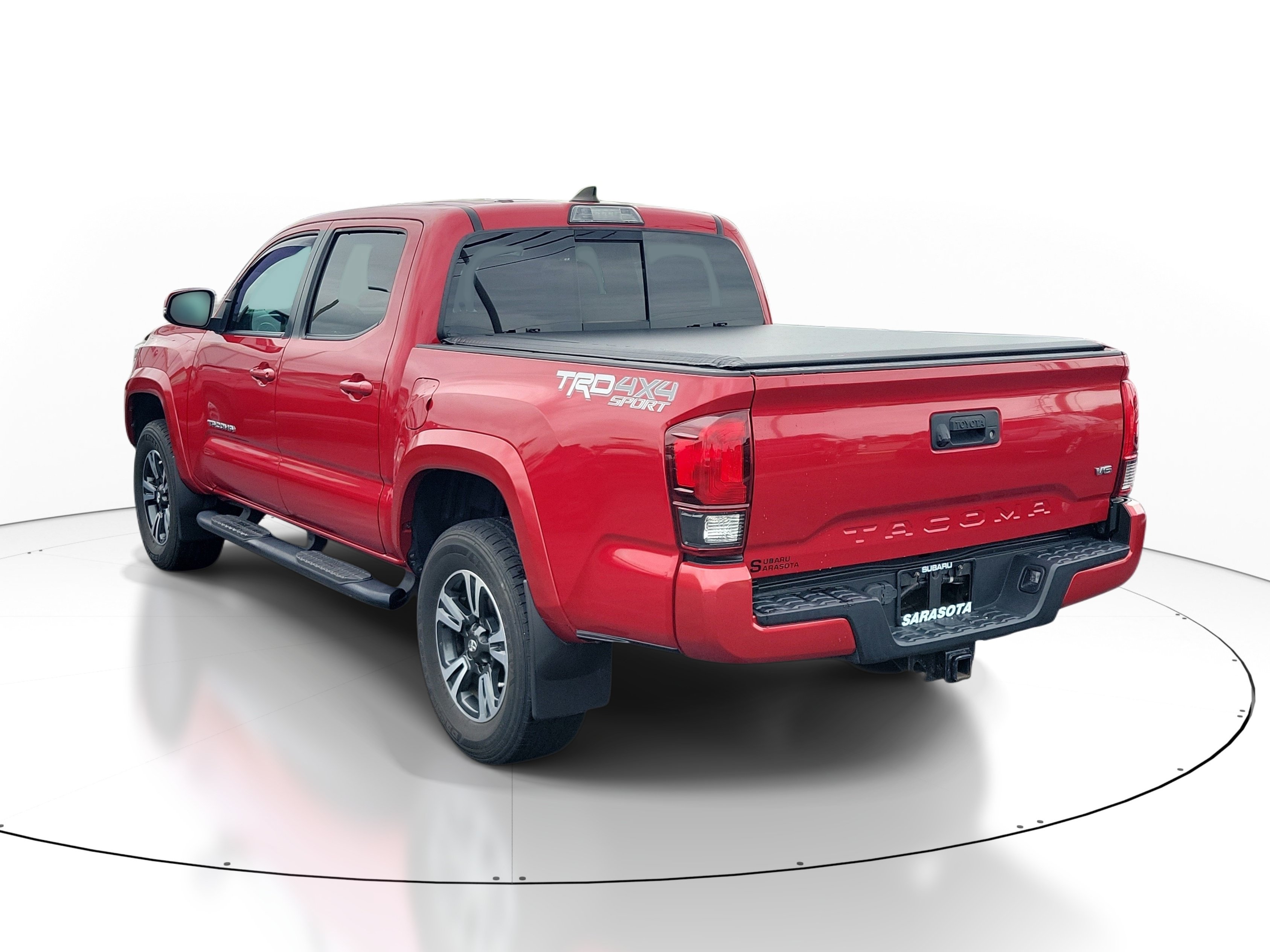 Used 2019 Toyota Tacoma TRD Sport AWD/4WD image 4