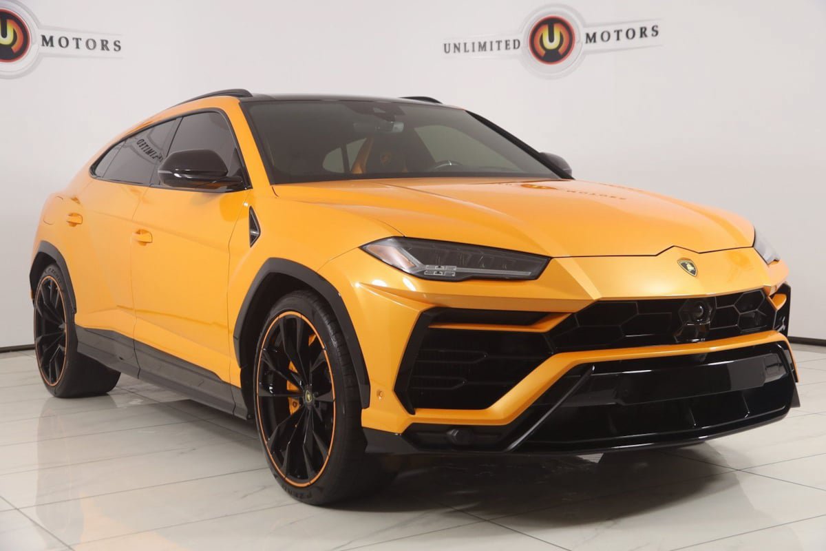 Used 2021 Lamborghini Urus AWD/4WD image 33