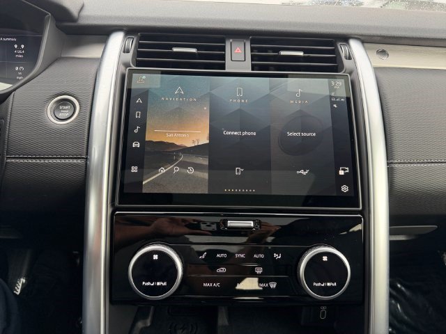 Certified 2026 Land Rover Discovery Limited Edition AWD/4WD image 20