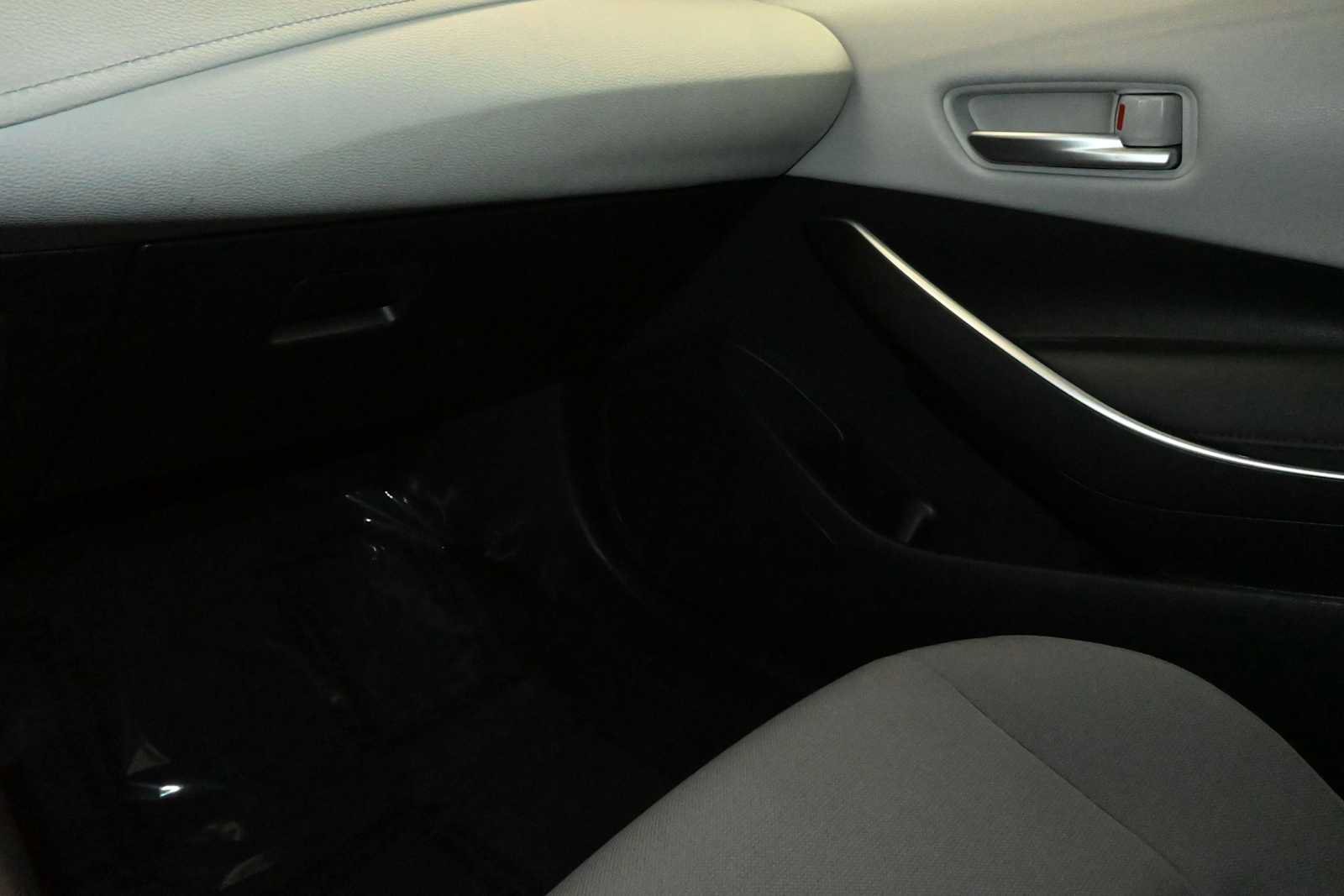 Used 2024 Toyota Corolla SE FWD image 16