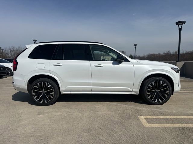 New 2026 Volvo XC90 B6 Ultra w/ Protection Package image 8