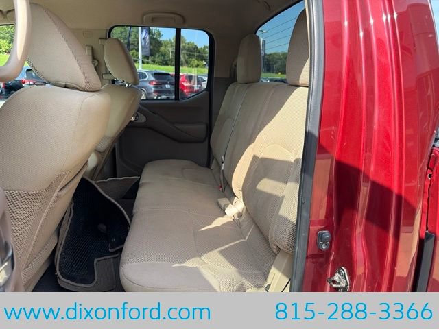 Used 2013 Nissan Frontier SV w/ SV Value Truck Pkg AWD/4WD image 21
