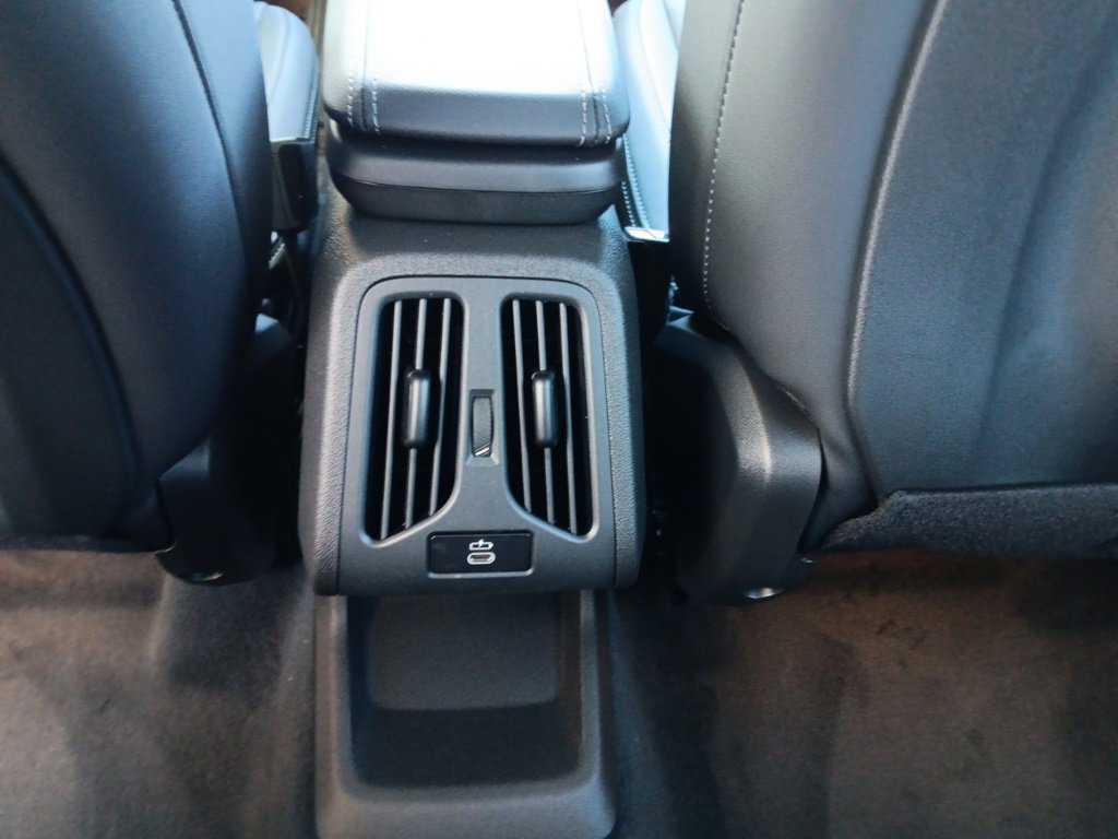 New 2026 BMW X1 xDrive28i w/ Convenience Package image 10