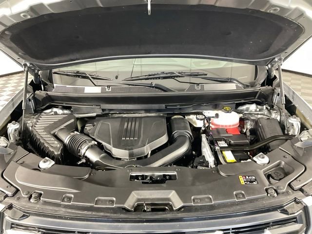 Used 2024 GMC Acadia AT4 w/ LPO, Floor Liner Package image 43