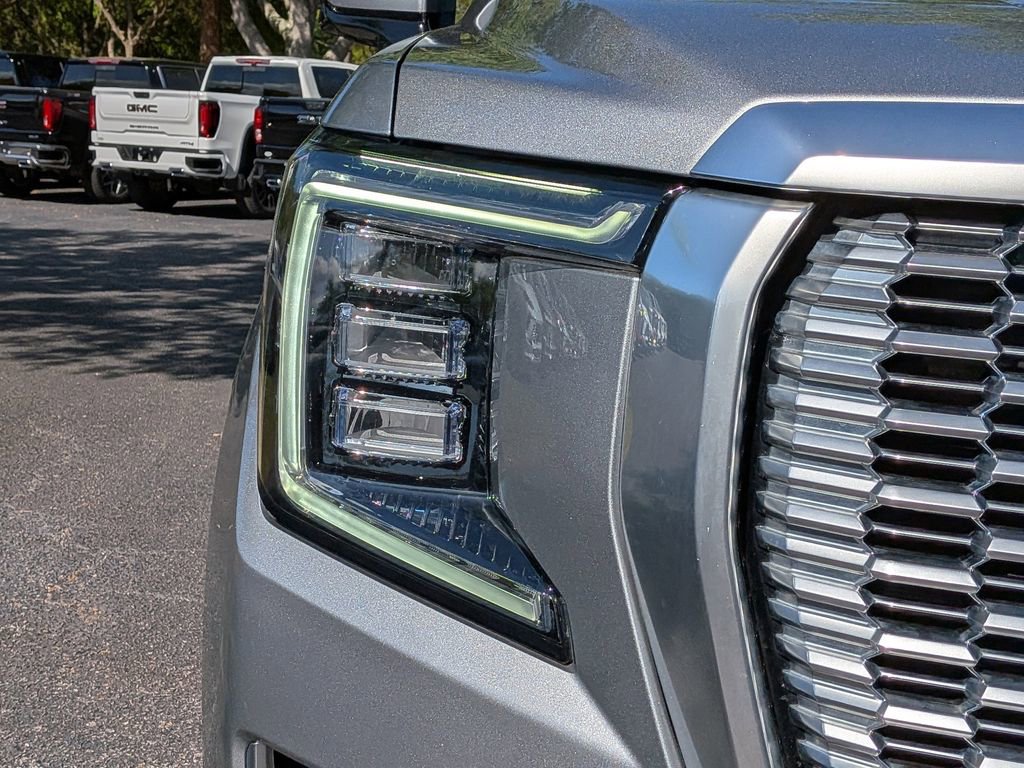 Used 2023 GMC Yukon Denali image 11