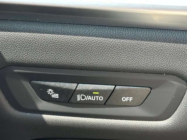 Used 2026 BMW X5 xDrive40i AWD/4WD image 19