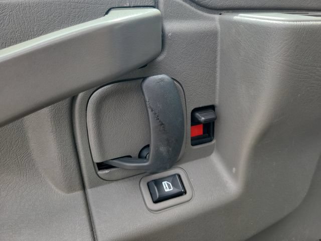 Used 2021 Chevrolet Express 2500 Extended RWD image 8