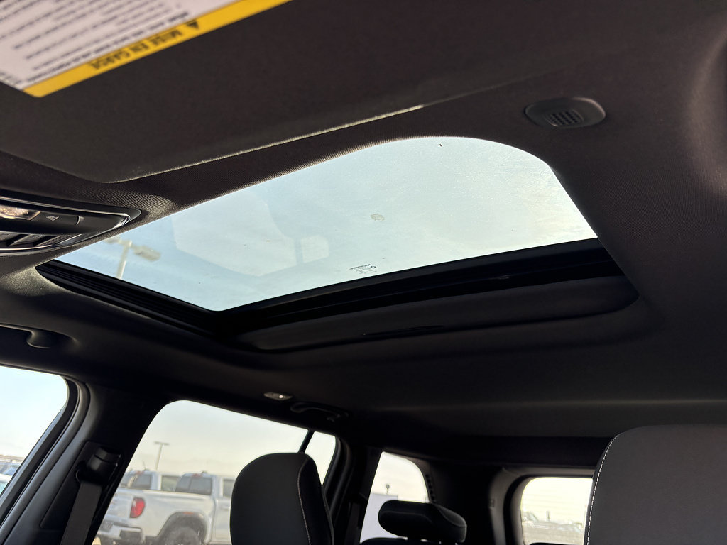 New 2026 Jeep Grand Cherokee Laredo X RWD image 9