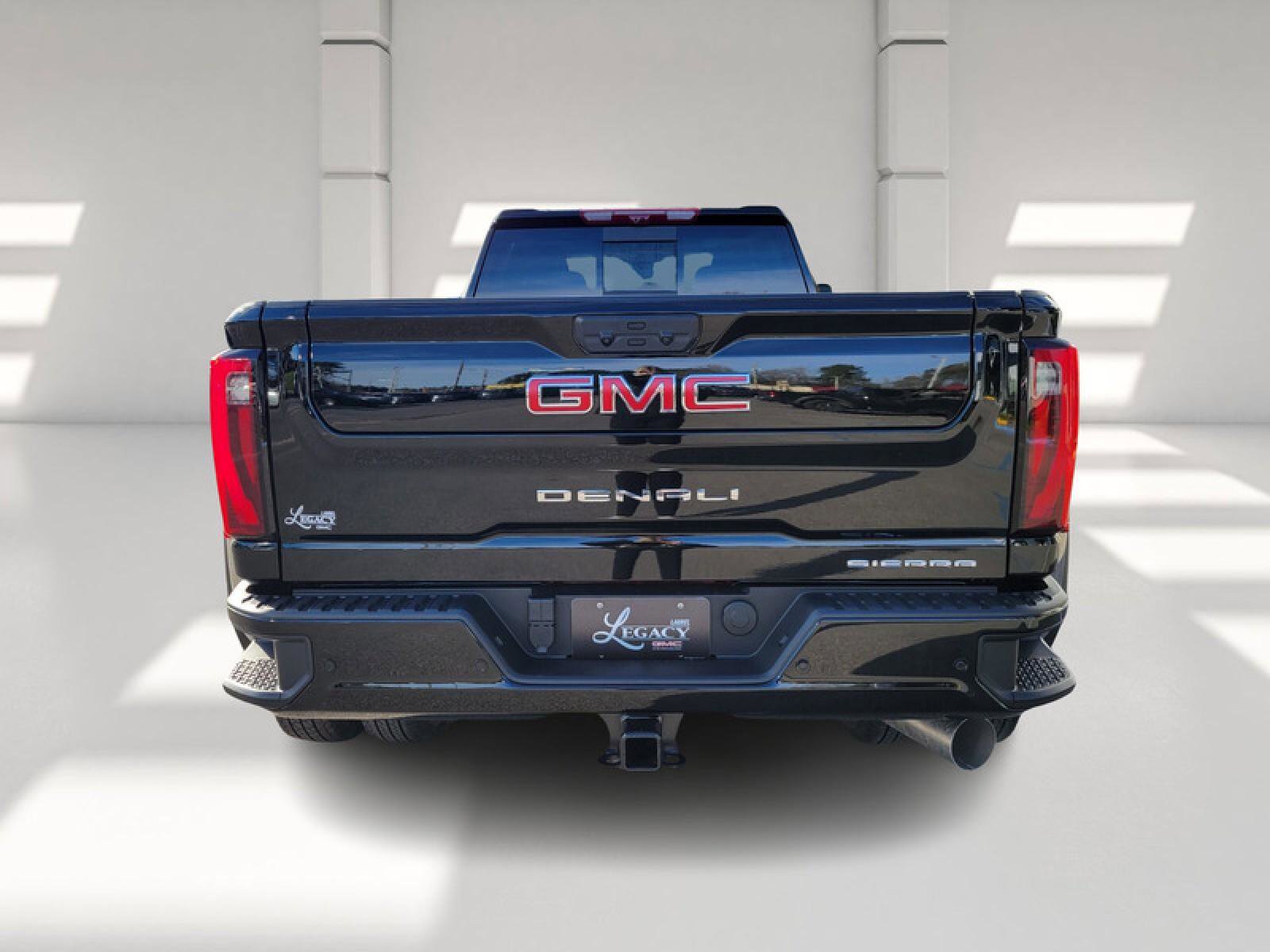 New 2026 GMC Sierra 3500 Denali w/ Denali Reserve Package image 6