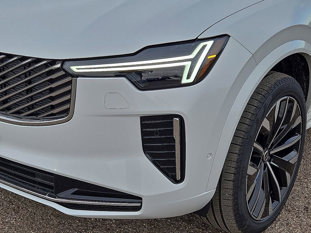 New 2026 Volvo XC90 B6 Plus w/ Protection Package Premier AWD/4WD image 9
