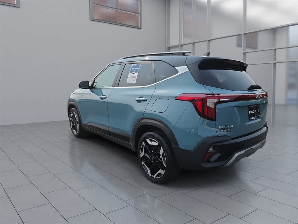 Used 2025 Kia Seltos SX AWD/4WD image 7