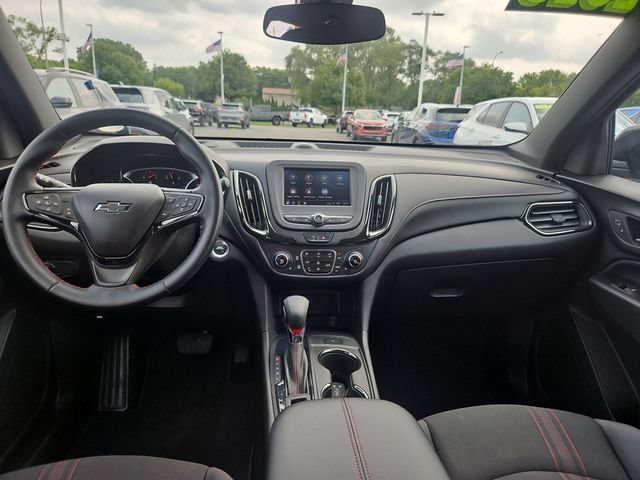 Used 2023 Chevrolet Equinox RS FWD image 12