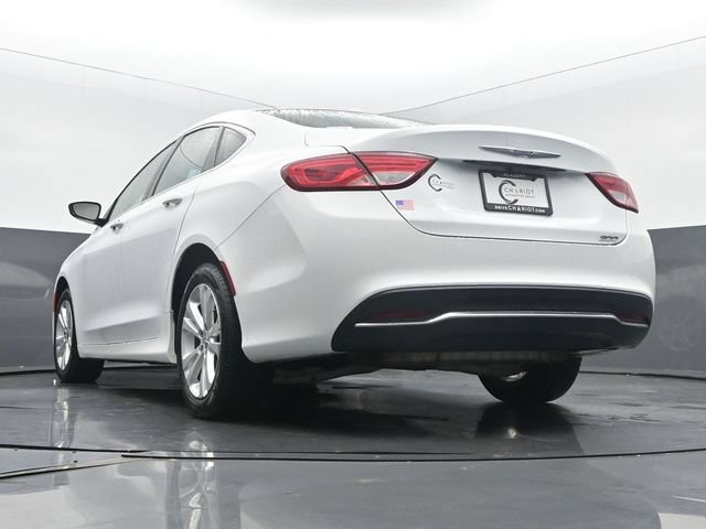 Used 2016 Chrysler 200 Limited w/ Convenience Group FWD image 47