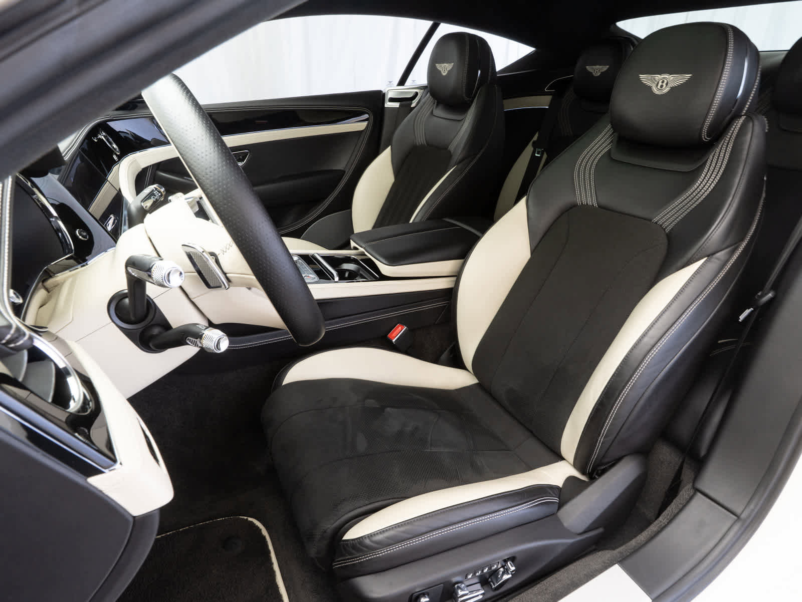 Used 2023 Bentley Continental GT S image 15