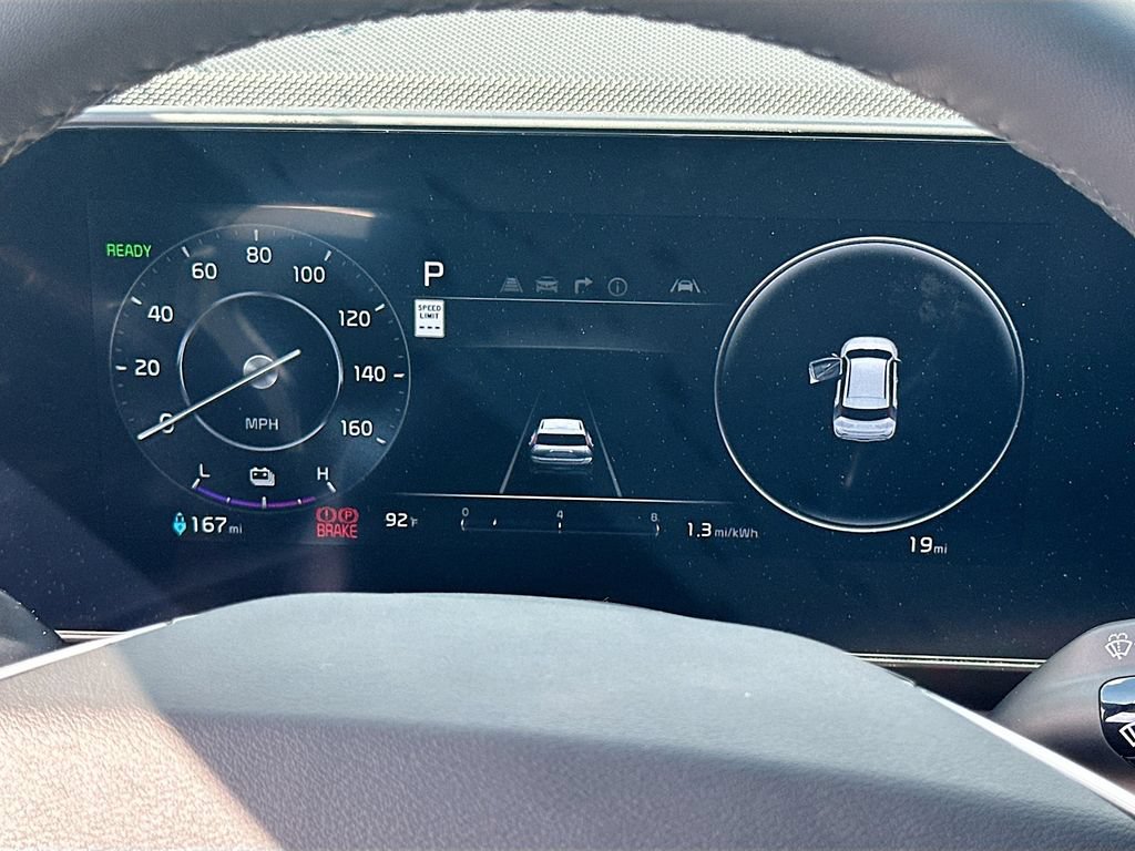 New 2026 Kia Niro Wind FWD image 12