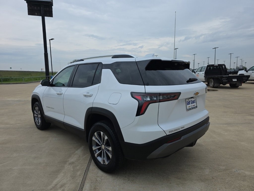 Used 2025 Chevrolet Equinox LT w/ Convenience Package II image 8