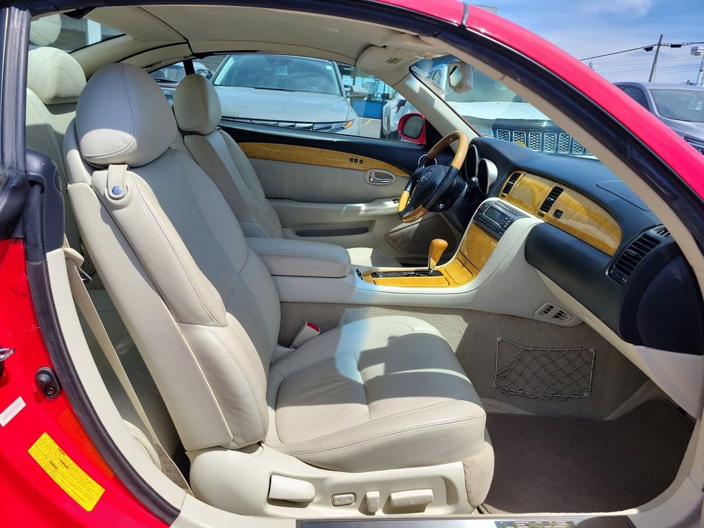 Used 2002 Lexus SC 430 Convertible RWD image 32