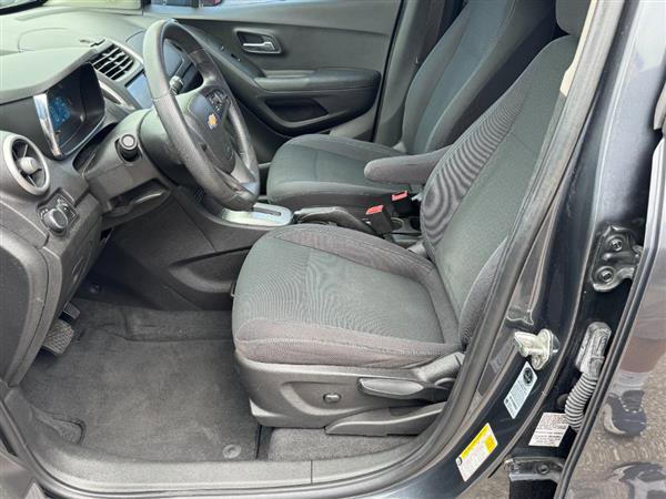 Used 2016 Chevrolet Trax LS FWD image 8