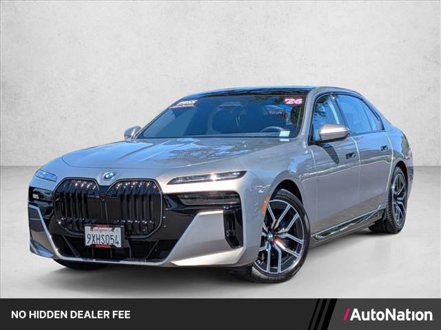 Used 2026 BMW i7 xDrive60 AWD/4WD image 1