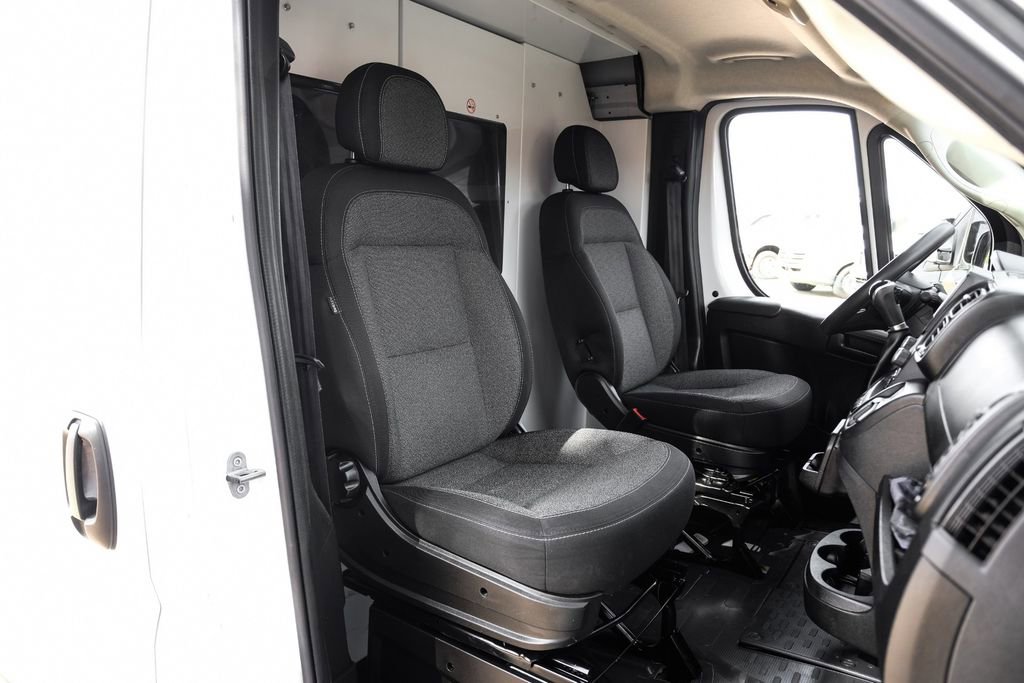 Used 2023 RAM ProMaster 2500 image 32
