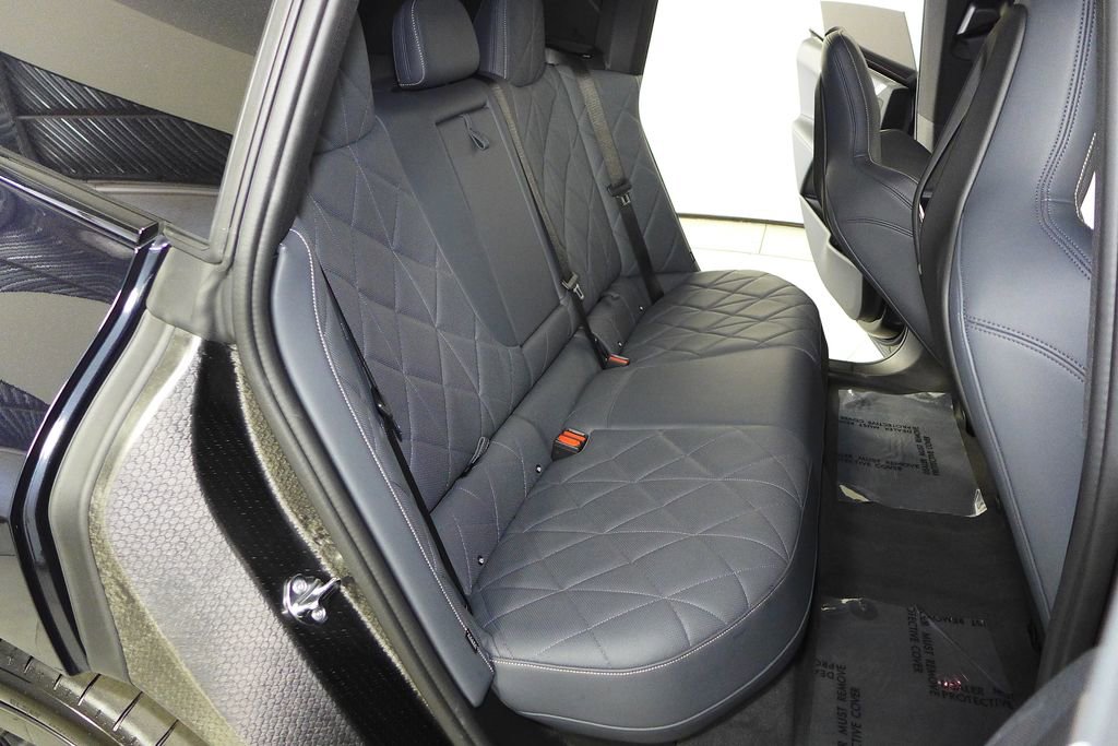 Used 2026 BMW iX xDrive45 w/ M Sport Package image 17