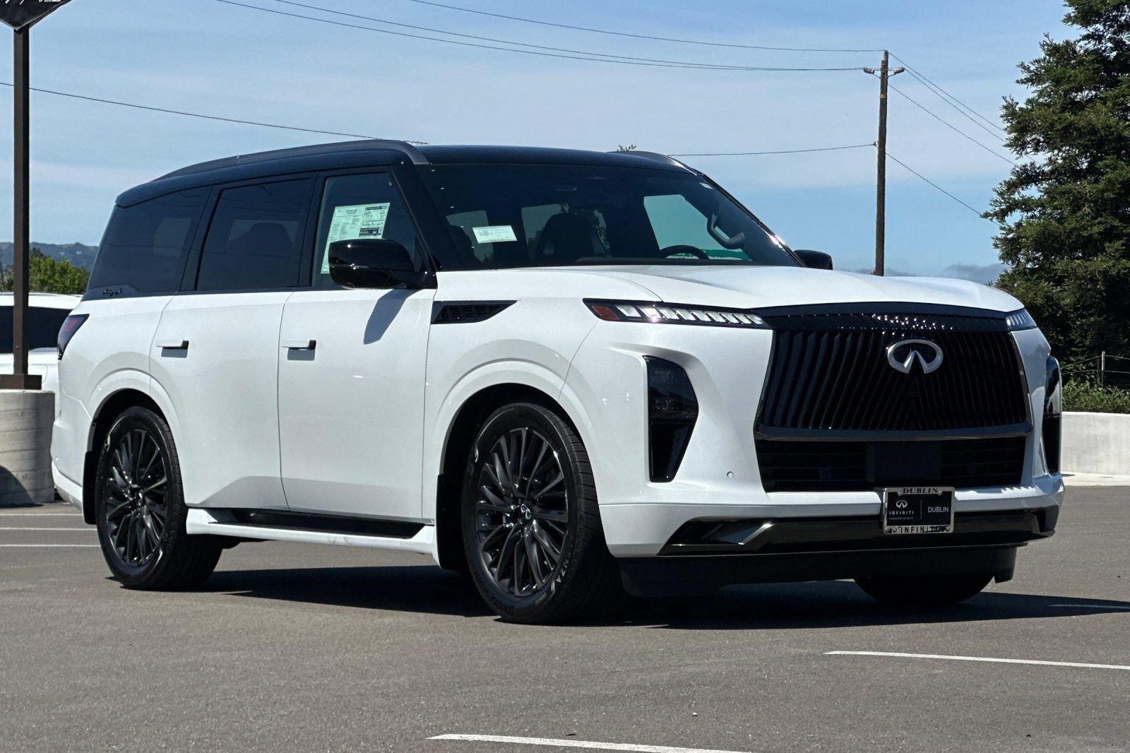 New 2026 INFINITI QX80 Autograph w/ Premium Cargo Package AWD/4WD image 7
