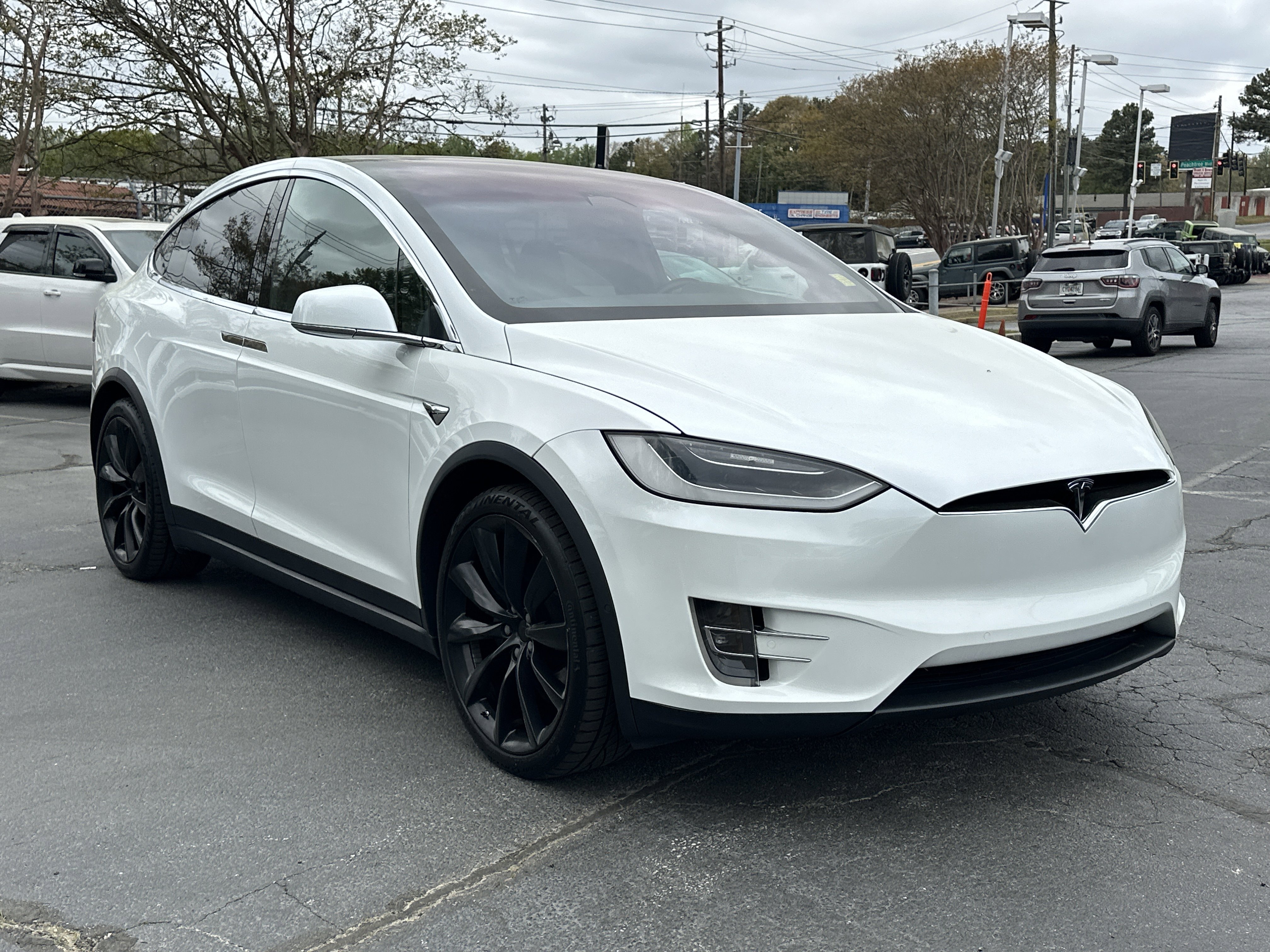 Used 2019 Tesla Model X Long Range image 2