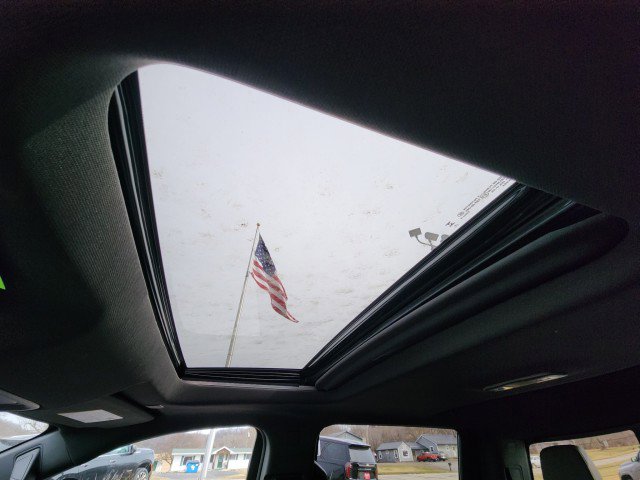 Used 2024 Chevrolet Silverado 1500 ZR2 w/ Technology Package image 34