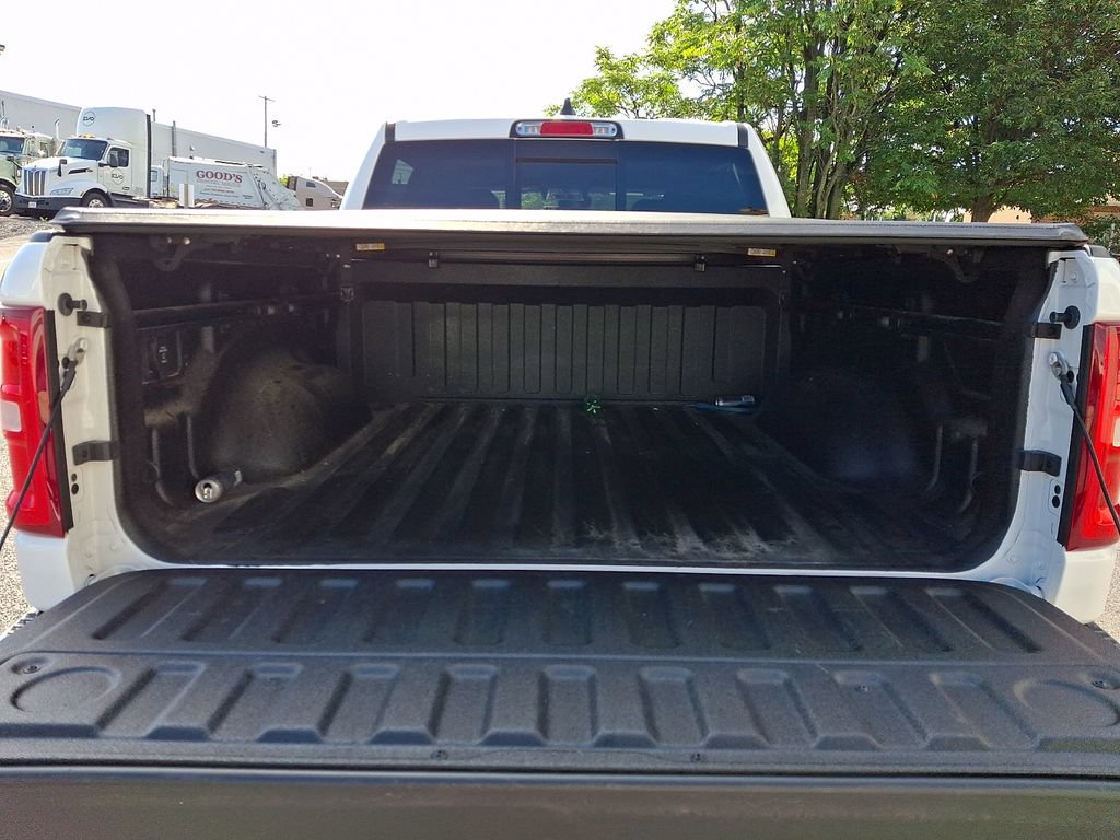 Used 2025 RAM 1500 Big Horn AWD/4WD image 31