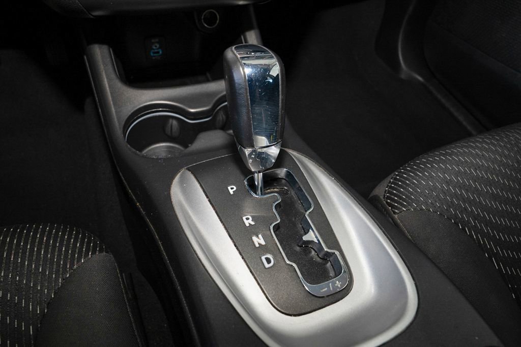 Used 2018 Dodge Journey SXT w/ Blacktop Package FWD image 16