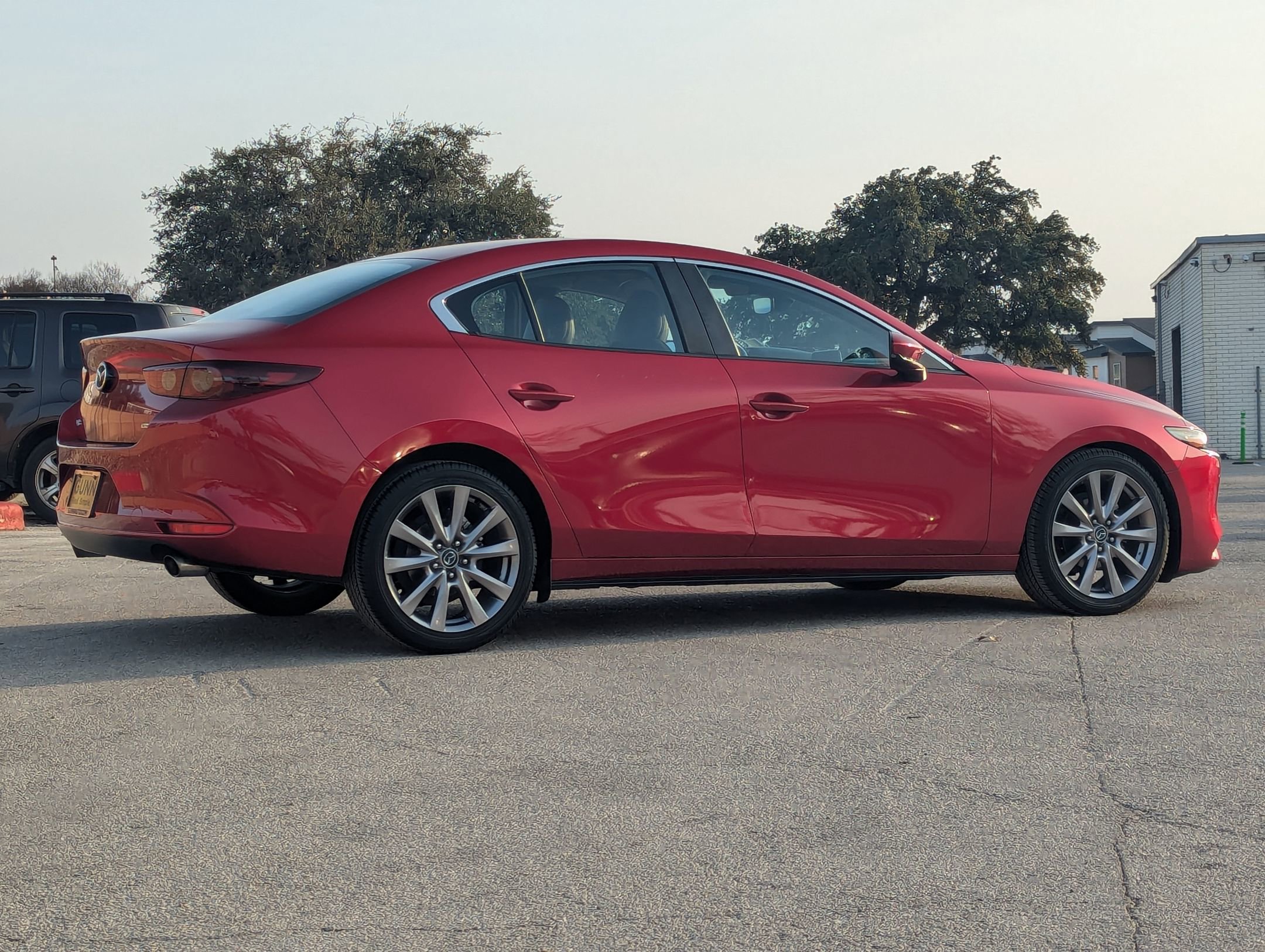 Used 2019 MAZDA MAZDA3 Sedan image 4