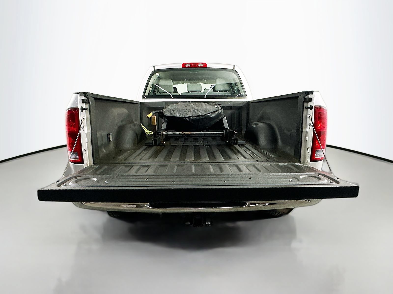 Used 2006 Dodge Ram 2500 Truck SLT AWD/4WD image 25