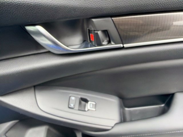 Used 2019 Honda Accord Sport image 32