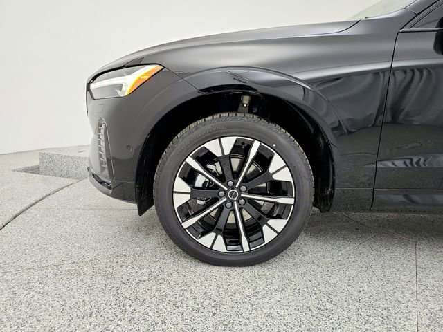New 2026 Volvo XC60 B5 Plus w/ Climate Package image 29