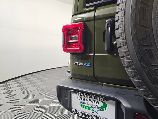 Used 2021 Jeep Wrangler Unlimited Sahara w/ Safety Group image 15