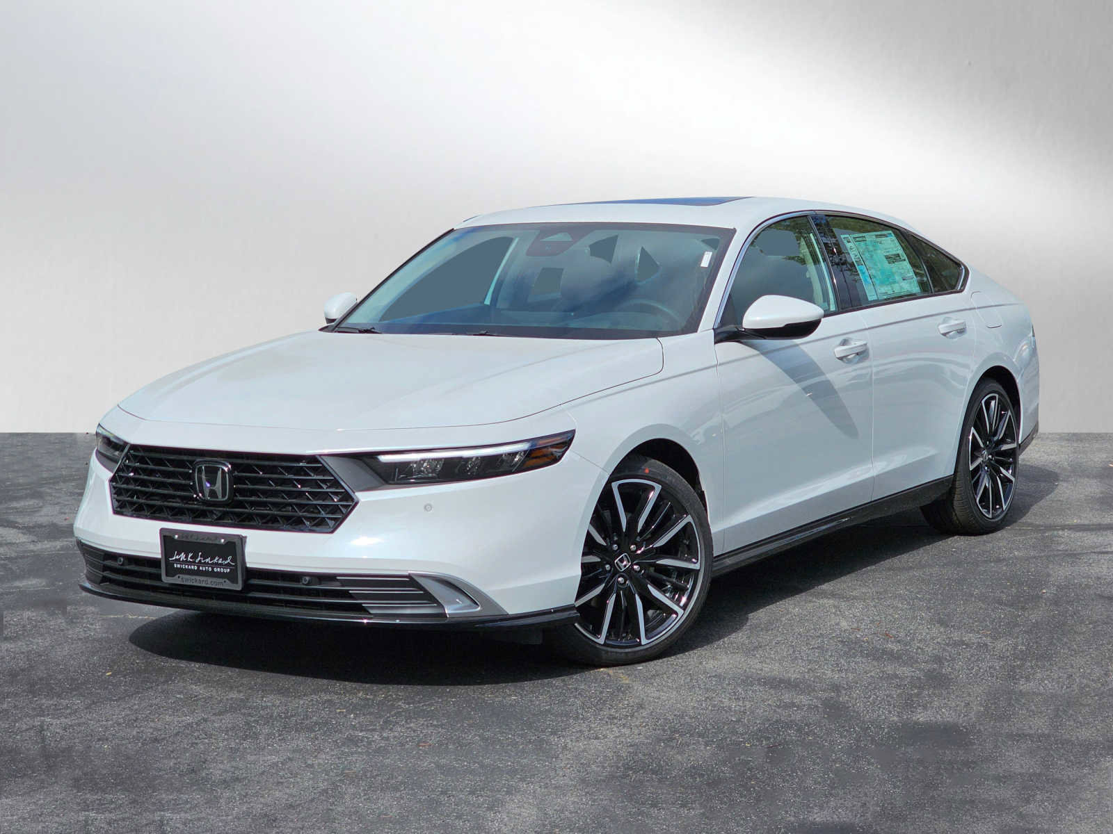 New 2024 Honda Accord Touring image 4