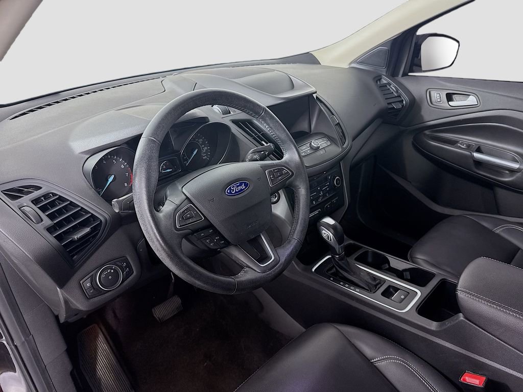 Used 2019 Ford Escape SEL FWD image 9