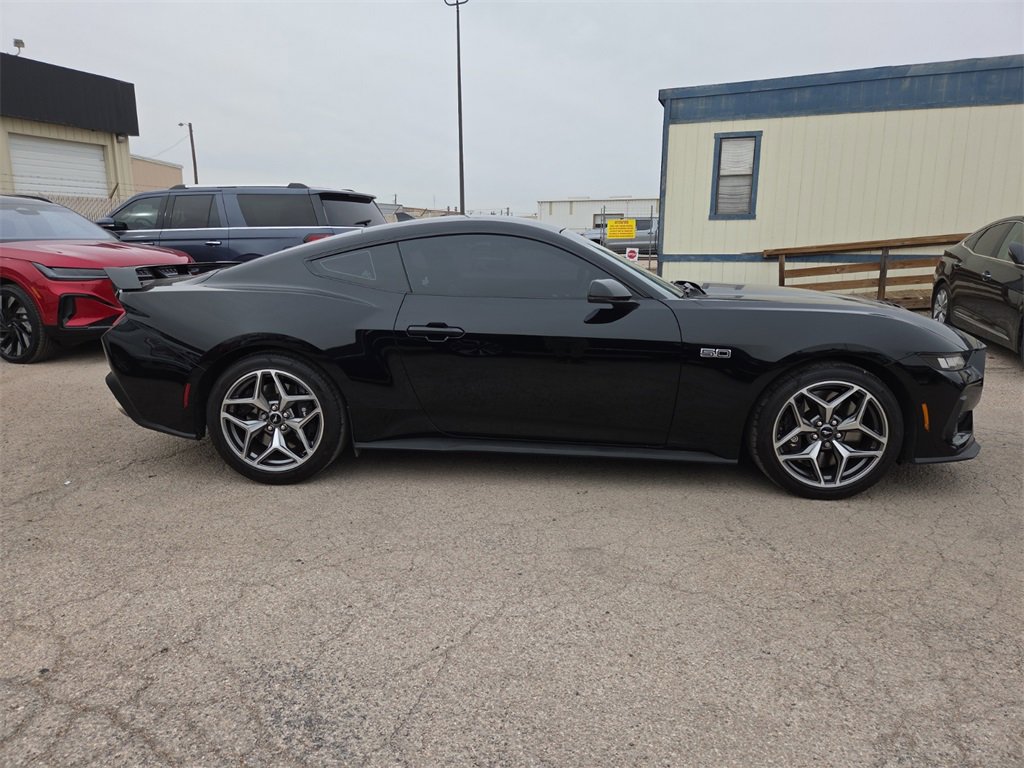 Used 2024 Ford Mustang GT Premium w/ GT Performance Package image 5