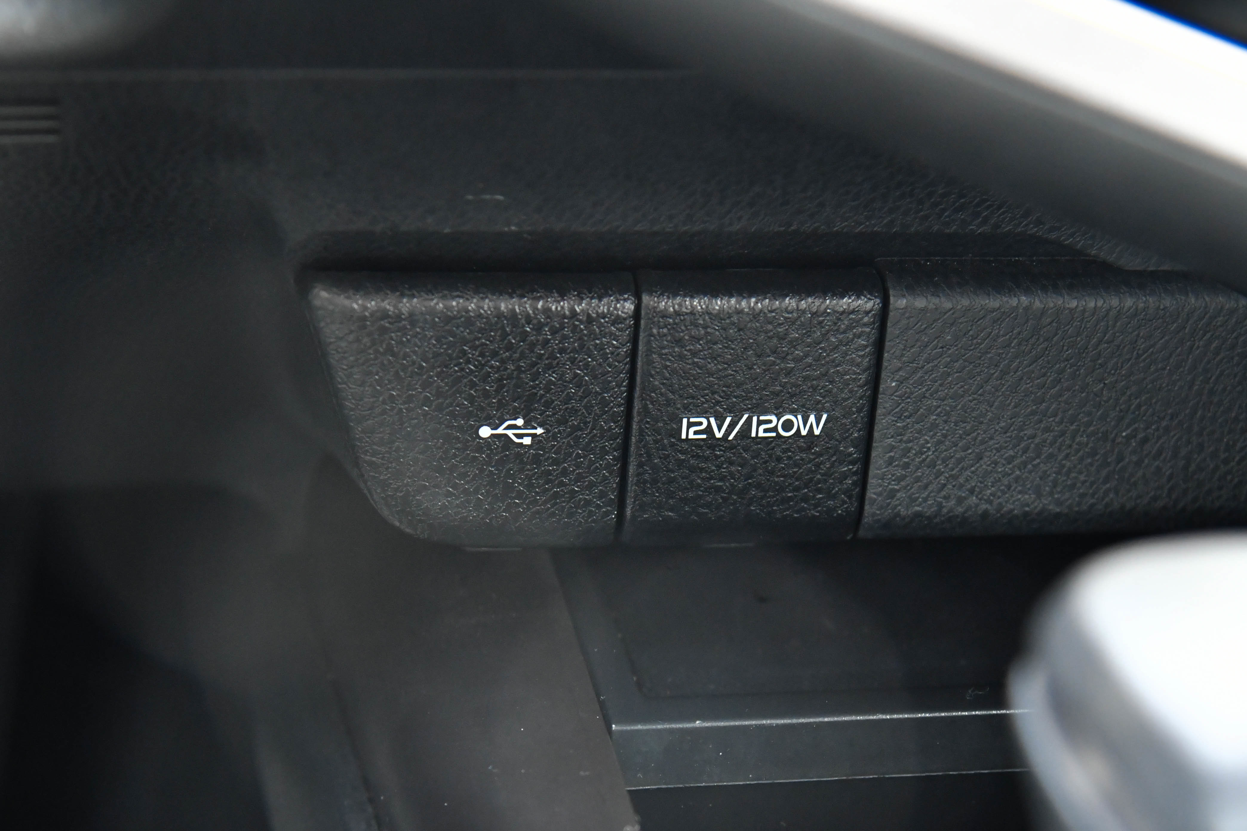 Used 2024 Toyota Camry SE image 23